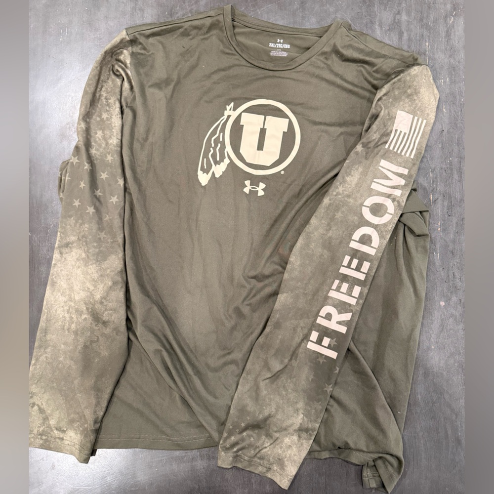 Under Armour Men's Long Sleeve in Olive Green